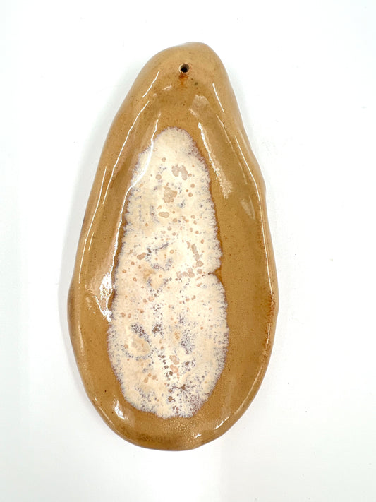 Blombruden rökelsehållare beige vit