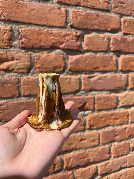 Blombruden minivas beige