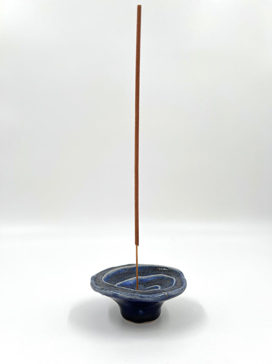 Blombruden rökelsehållare rund blå