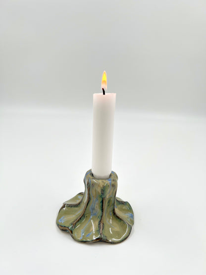 Blombruden ljusstake turkos ljusblå