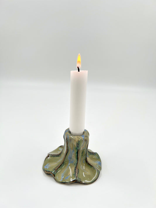 Blombruden ljusstake turkos ljusblå