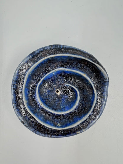 Blombruden rökelsehållare rund blå