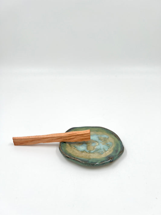 Blombruden litet fat turkos beige