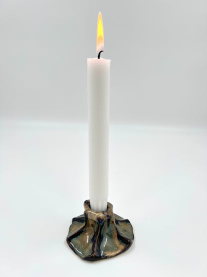 Blombruden ljusstake mörkgrön guld