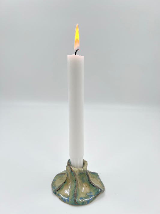 Blombruden ljusstake ljusgrön guld