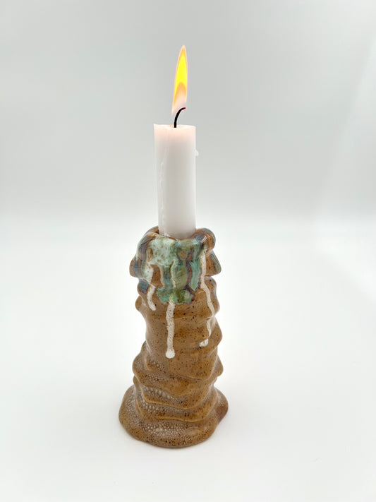 Blombruden stor ljusstake beige